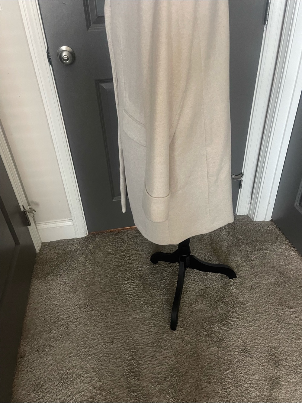 Ralph Lauren Size 12 Cream Single-Breasted Wool Pea Coat Gently Worn - Picture 4 of 9
